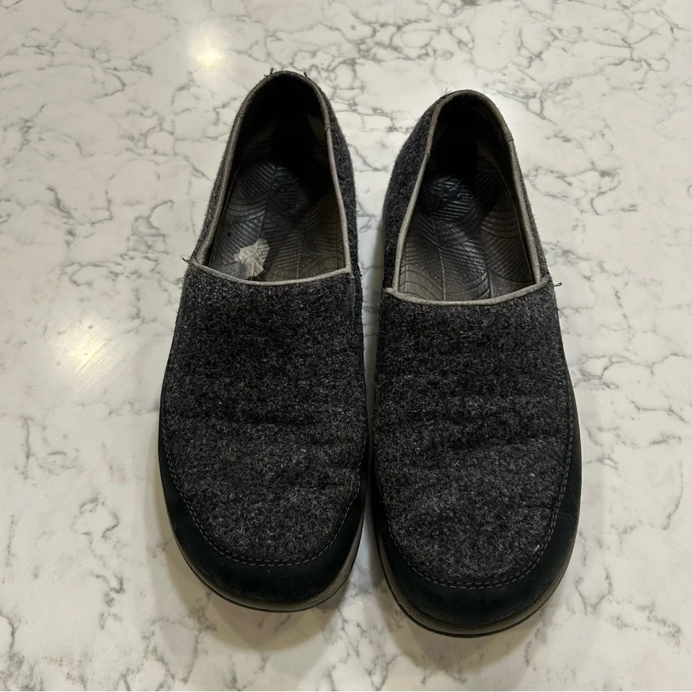 Chaco Dark Gray/Black Sloan Wool‎ Blend Slip On Comfort Shoe Loafers Woman’s 8.5